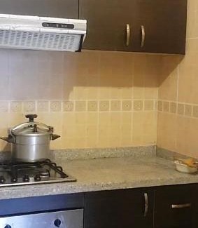 Mohammedia Apartment | Appartement au rdc de la résidence Rosiers avec piscine à Monammedia