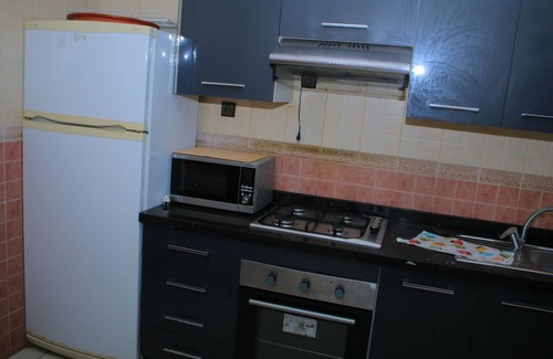 Pont Blondin Apartment | Relaxing Apartment with 3 Pools Near the Beach