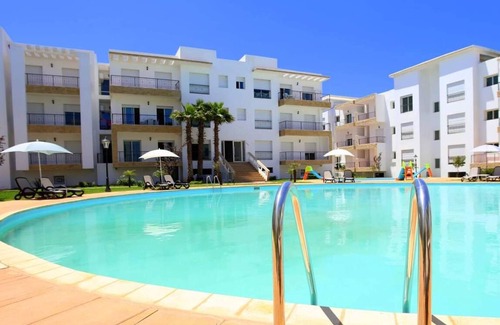 El Mansouria House | Relaxing Poolside Retreat for Families with Private Pool