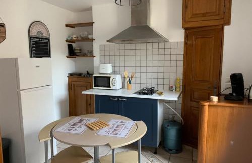 Gien Apartment | Charming Apartment with Terrace: Perfect for Families