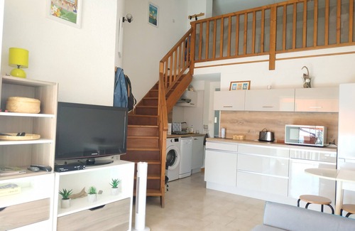 Fleury Apartment | Kid-Friendly Appartement Bas de St Pierre with Kitchen Access