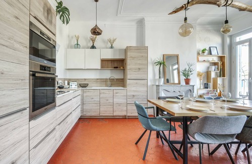 Opera Apartment | Tranquil Appartement Ballard - Welkeys with Oceanfront Views