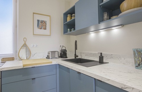 Biarritz City Centre Apartment | Exceptional Apartment in Biarritz with Spa and Pet-Friendly Amenities