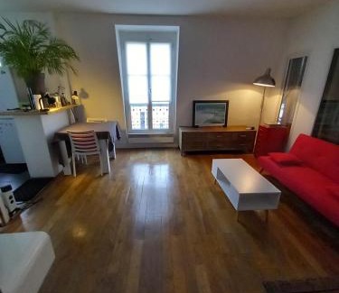 Batignolles Apartment | Cozy Appartement Batignolles for a Romantic Getaway