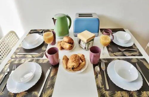Saint-Fons Apartment | Comfortable Apartment for Families: A Cozy Getaway