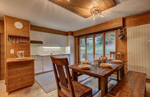 La Tzoumaz Apartment | Discover Appartement Bellevue 527 - Lake View & Pool Access