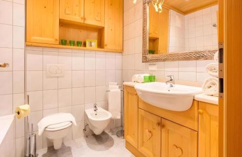 Bad Kleinkirchheim Apartment | Oceanfront Appartement Birgit - Guest Rated 9.8/10