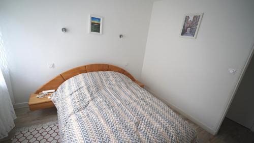 Issoire Apartment | Serene Appartement Bien-Être Issoire with Pet-Friendly Amenities