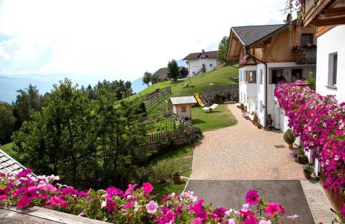 Maranza Apartment | Top-Rated Appartement Birkenhof: Family & Pet-Friendly Stay