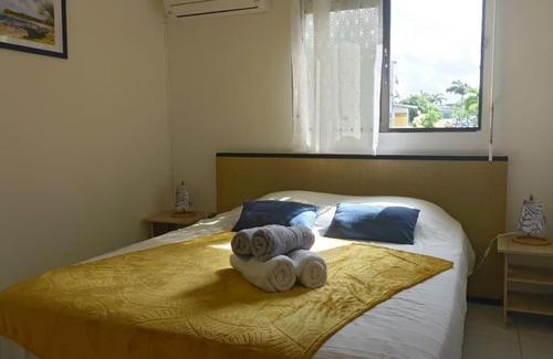 Bas du Fort Apartment | Seaside Retreat: Appartement Blue Coco with Pool Access