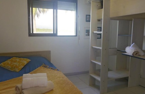 Bas du Fort Apartment | Seaside Retreat: Appartement Blue Coco with Pool Access