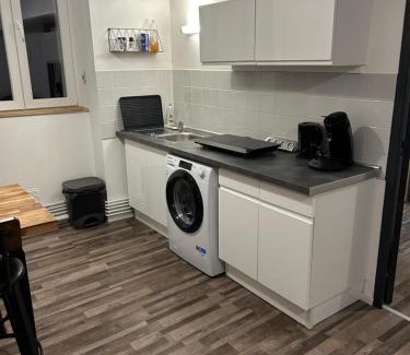 Orival Apartment | Riverside Apartment Ideal for Families Near Seine