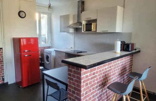Redon Apartment | Comfortable Appartement by Vilaine, Near City Center & Train