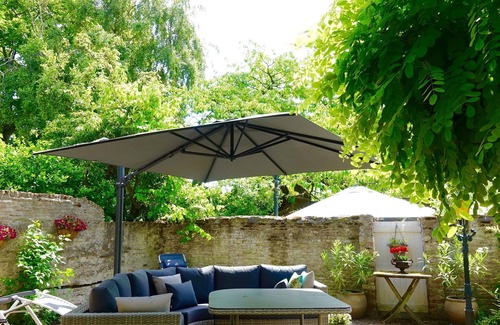 Veere Apartment | Premier Appartement Bordeaux Oxhooft with Kitchen & Breakfast