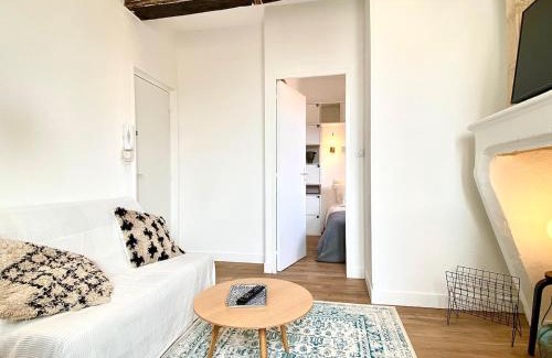 Saint-Michel Apartment | Appartement Bordeaux St Michel Les Quais