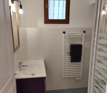 Boutx Apartment | Family-Friendly Appartement Boutx with High Guest Ratings