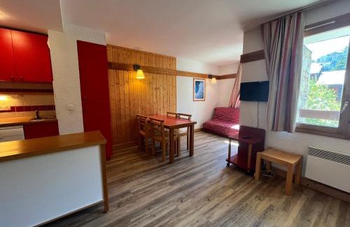 Plagne 1800 Apartment | Serene Apartment in Plagne 1800 with Balcony & Pet Welcome