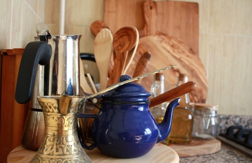 Algiers Apartment | Cozy Apartment in the Heart of Algiers with Spa & Breakfast