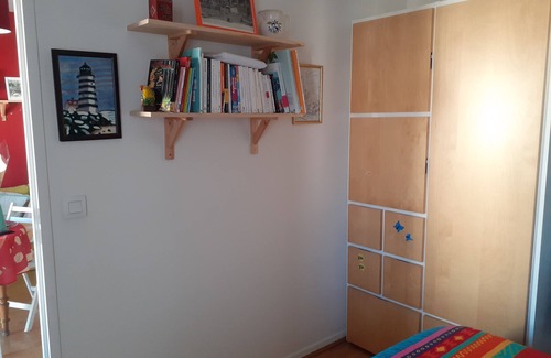 Cachan Apartment | Bright and Quiet Apartment with Elevator and Parking