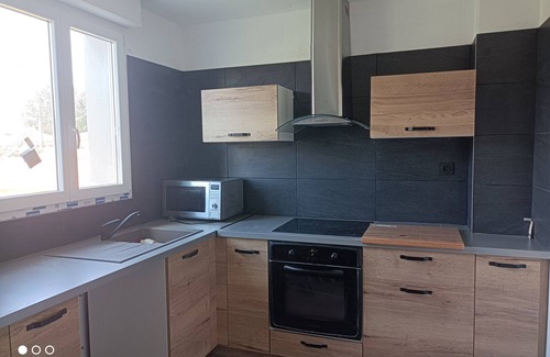 Frejus Apartment | Oceanfront Appartement Calme with Pool & Spa Amenities