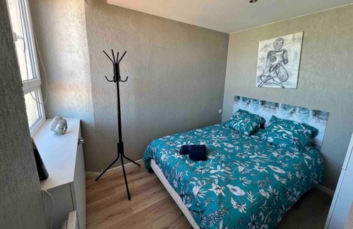 Centre Ville Apartment | Peaceful City Center Apartment with Netflix & Fiber Internet