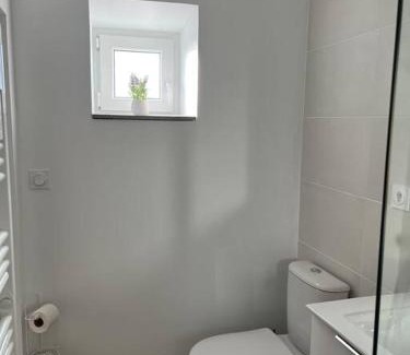 Guecelard Apartment | Pet-Friendly Appartement in Centre de Guécélard - Rated 8.7