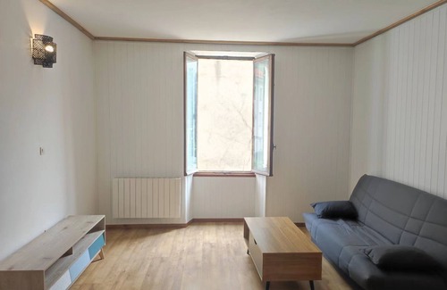Albertville Apartment | Peaceful City Center Apartment - Ideal for Families