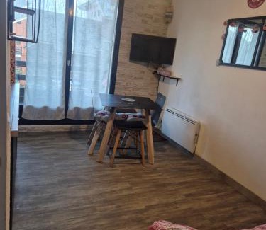 Risoul Apartment | Convenient Stay at Le Villaret 2 Near Risoul Ski Slopes
