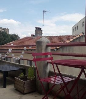 Gares Apartment | Central City Apartment with Terrace - Family Friendly Stay
