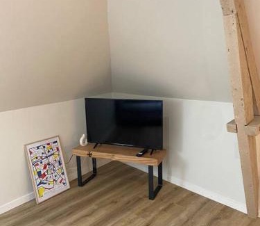 Brive-la-Gaillarde Apartment | Cozy Apartment with Child-Friendly Amenities - Guest Rated 9.8