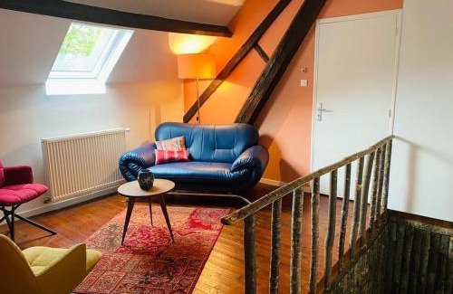 Orgnac-sur-Vezere Apartment | Welcoming Appartement Orgnac sur Vezere with Garden & Parking