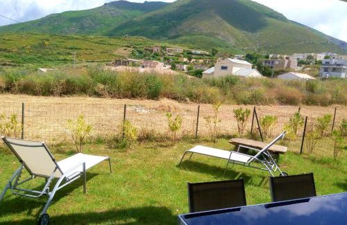 Olmeta-di-Tuda Apartment | Scenic Mountain View Apartment in Olmeta di Tuda