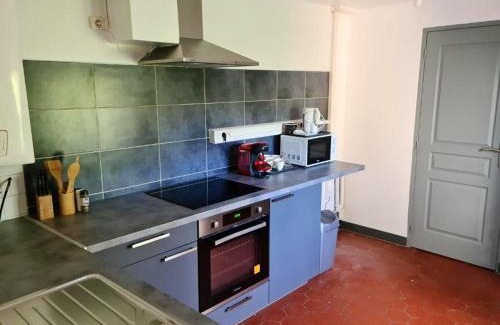 Beaugency Apartment | Modern Apartment in Beaugency with Family-Friendly Amenities