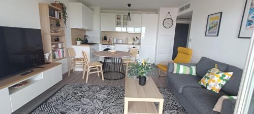 Frejus Plage Apartment | Appartement classé 3 étoiles à 150m de la plage