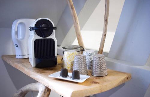 Dole Apartment | Guest Rated 9.2 - Family-Friendly Appartement "La Tour"