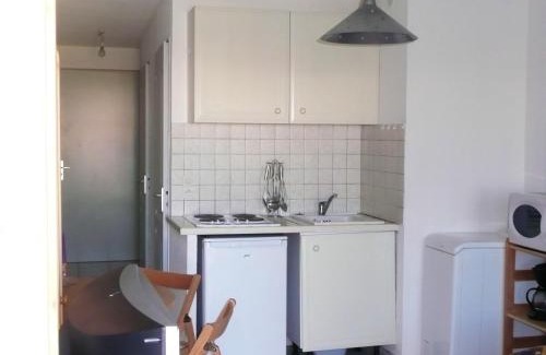 Sainte-Marie-la-Mer Apartment | Cozy Apartment with Sea View in Sainte Marie, Rated 9/10
