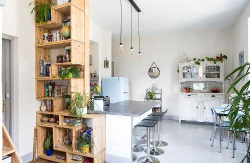 Chamonix City Centre Apartment | Pet-Friendly Appartement Cocon: 4-Star Guest Rated 10/10
