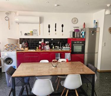 La Jonquera Apartment | Appartement complet 2 chambres 6 couchages