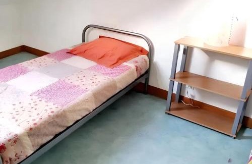 Mesnay Apartment | Cozy One-Bedroom Apartment with Balcony & Free WiFi