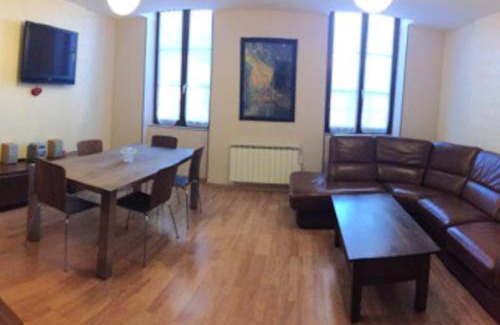 Roanne Apartment | Spacious Apartment in Roanne with Garden & Family-Friendly Amenities