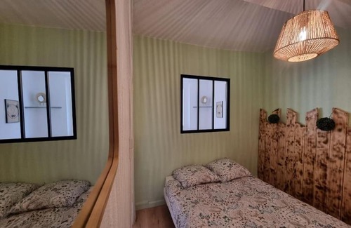Saint-Mathieu Apartment | Cozy Appartement with WiFi, Near the Palace of Kings