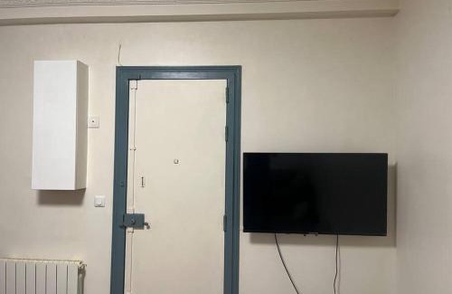 Quartier du Pont-de-Flandre Apartment | Discover Appartement Corentin Cariou - Rated 7.8/10