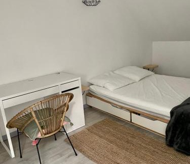 Languidic Apartment | Cozy Countryside Apartment with Great Guest Ratings