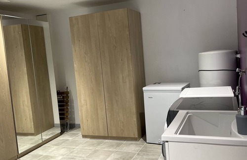 Languidic Apartment | Cozy Country Apartment with Spa and Hot Tub Amenities