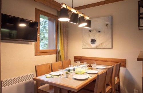 Les Avanchers-Valmorel Apartment | Kid-Friendly Appartement Valmorel: Perfect for 6 Guests