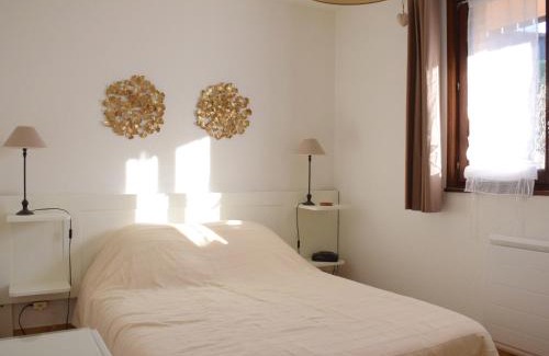 Evian-les-Bains Apartment | Cozy Apartment with Panoramic Lake View and Parking
