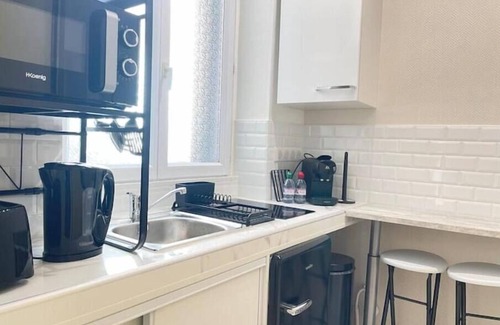 Ivry-port Apartment | Cozy Apartment Near Paris: Perfect for Your City Getaway
