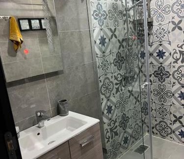 Quartier Maamora Apartment | Comfortable Appartement Cosy: Family-Friendly Getaway