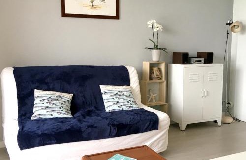 Guerande Apartment | Seaside One-Bedroom Apartment in Guerande with Pool Access