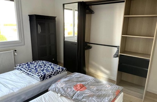 La Lunette Apartment | Cozy Calao Apartment: Pet-Friendly with Free Parking